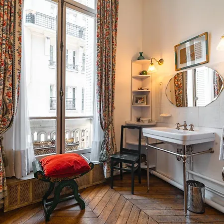 Victor Hugo - Charmante De Luxe Villa Paris