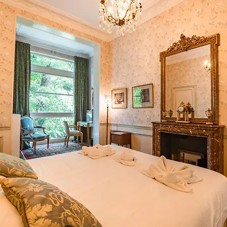 Victor Hugo - Charmante De Luxe Villa