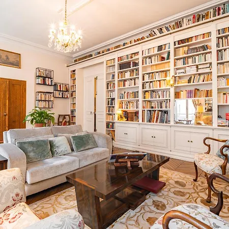 Victor Hugo - Charmante De Luxe Villa